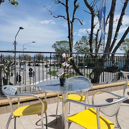 Hotel Ideale Young People Under 40 ริมินี ภายนอก รูปภาพ